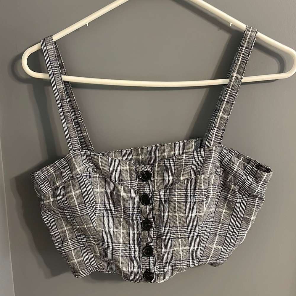 Cropped plaid set.